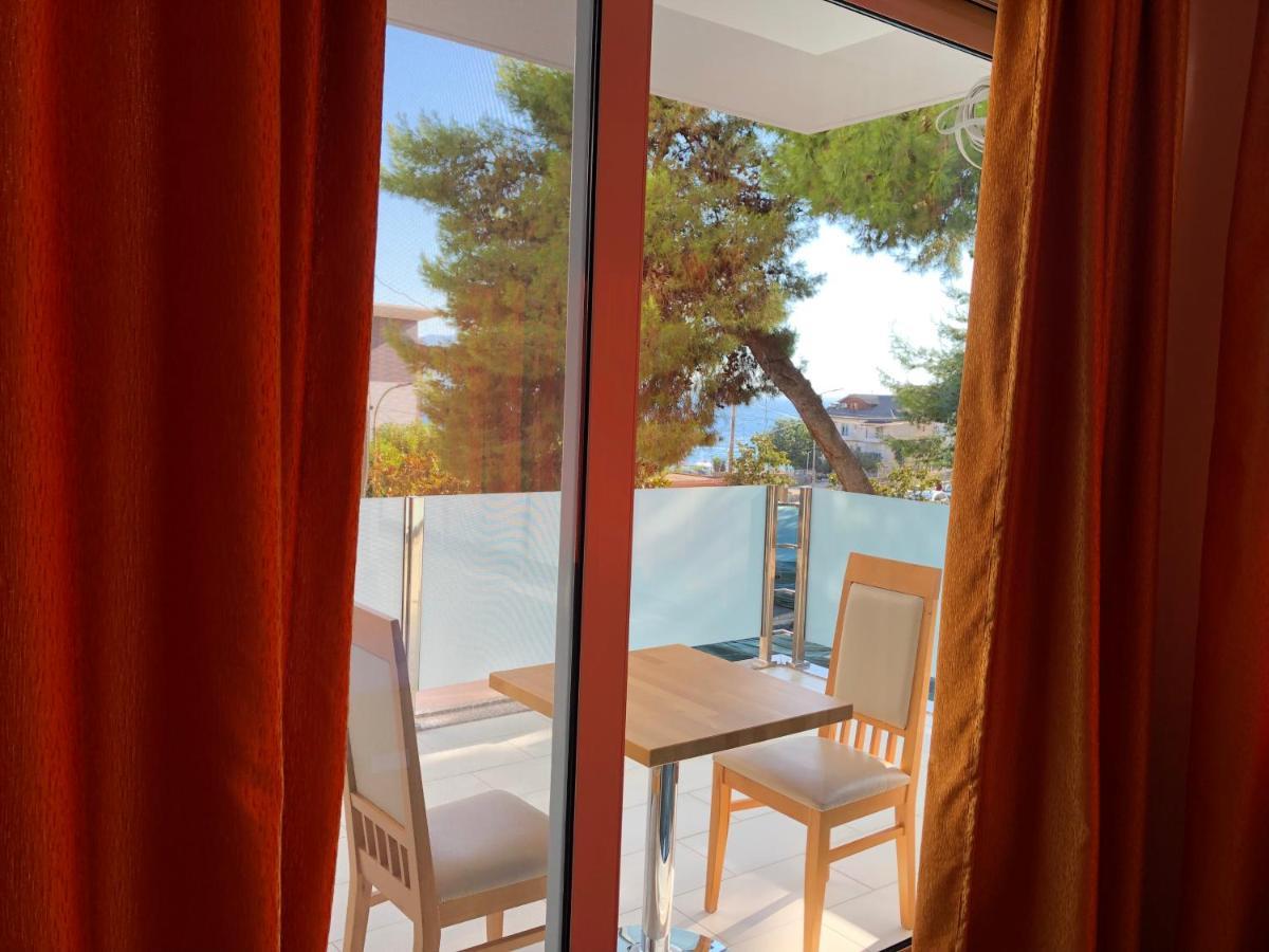Nemesis Hotel Saranda Kültér fotó