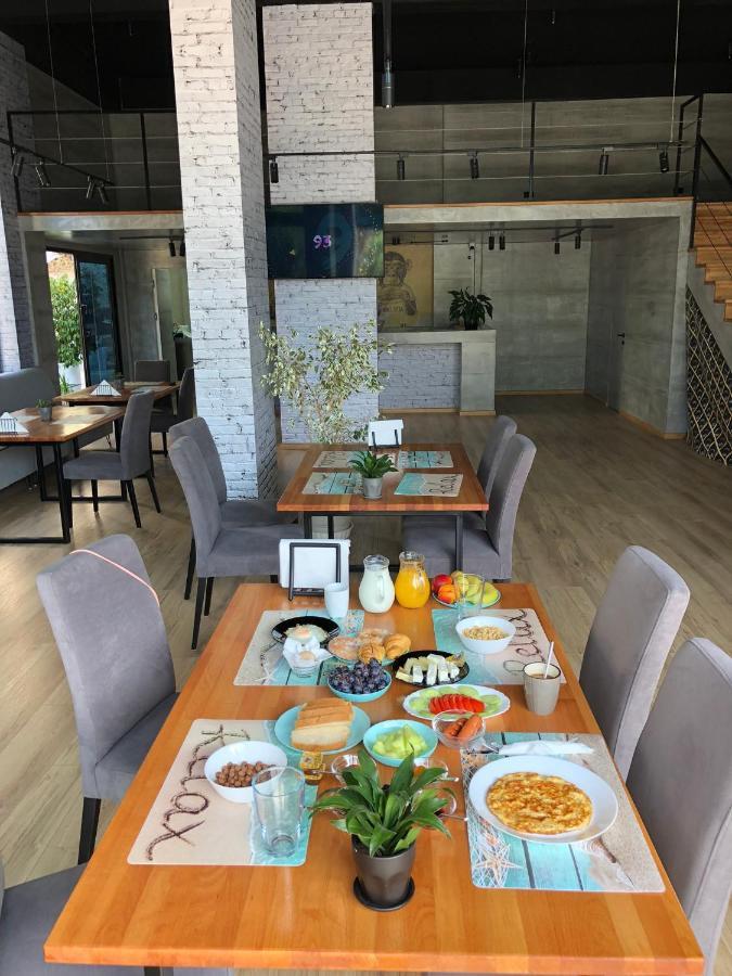 Nemesis Hotel Saranda Kültér fotó