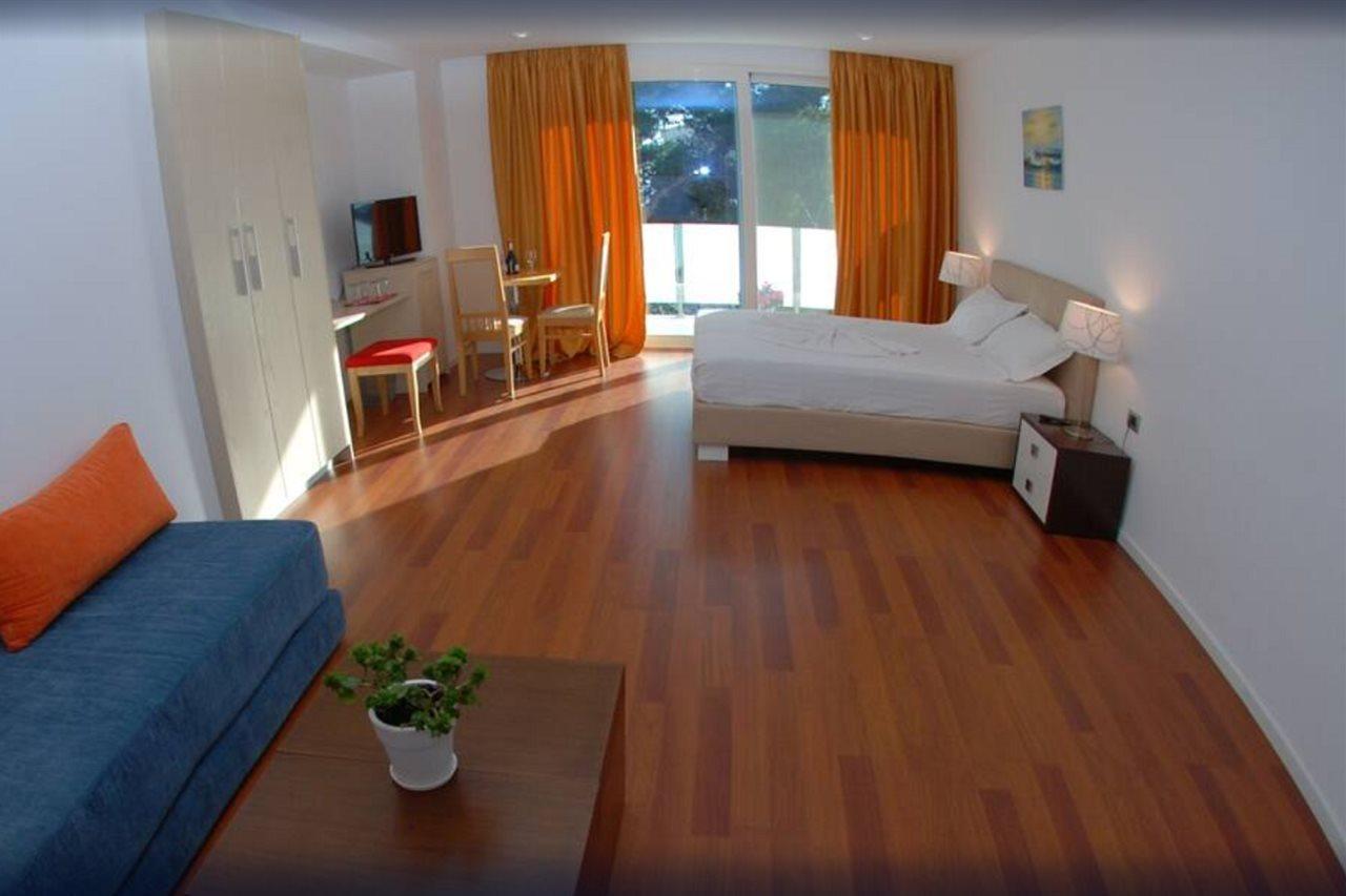 Nemesis Hotel Saranda Kültér fotó